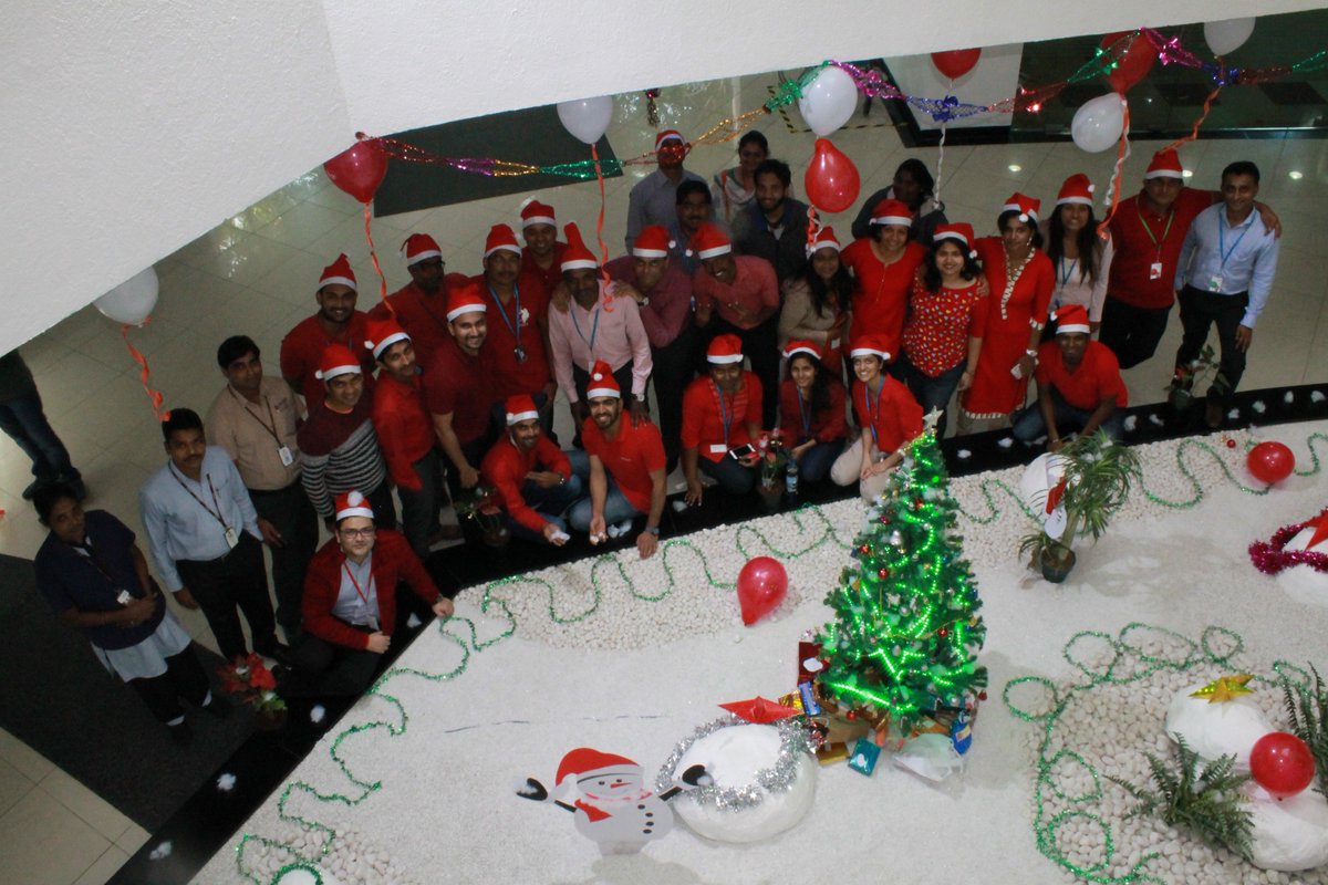 PrasannaShamrao's tweet photo. @Wipro #FunClicks during the celebration https://t.co/v4JJo2xzIN