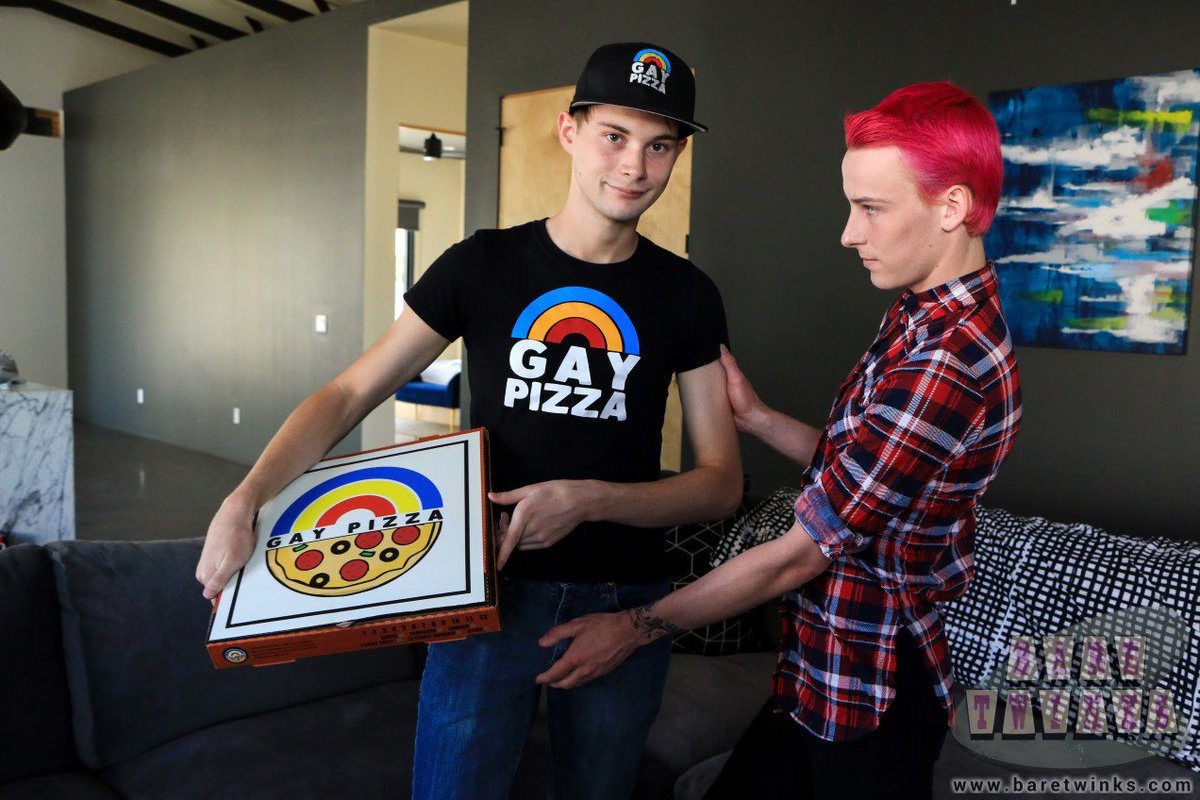 BennyTugger's tweet photo. Have a #gayfantasy -Fun With The Pizza Deivery Dude - Bryce Christiansen, Chris Summers do more than get into a pizza! #gaytwink #malefun #manfun #beaumec #chicocaliente https://t.co/5SPFHmju9F https://t.co/dLbCZtbvzK