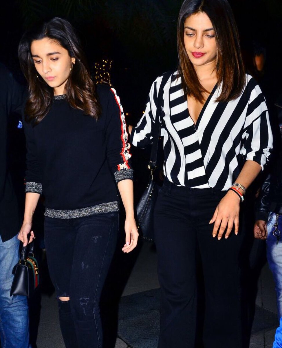 TeamPriyanka tweet picture