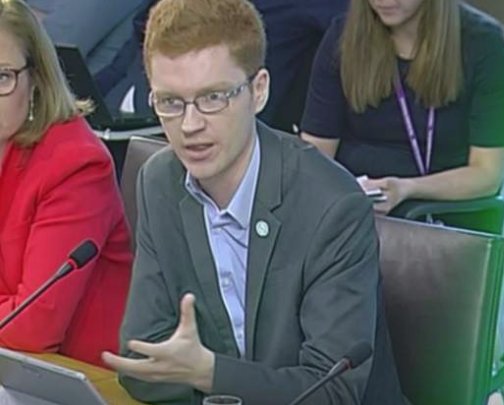 scottishgreens's tweet photo. 📰 .@Ross_Greer writes in today's @ScotNational about the role young people can play in fighting for jobs and climate justice in 2018. ✊💚

https://t.co/4FBQtwuQh4 https://t.co/REcMn2LeKC