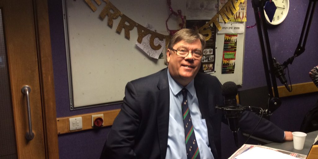 DifferentAnglez's tweet photo. Live now on #DifferentAnglezShow: Paul Jennings, Interim Chief Executive, NHS Birmingham and Solihull CCGs @BSC_CCG #WinterTopTips #LocalNHSChristmasMessage @NewStyleRadio https://t.co/Qz7to99dKs