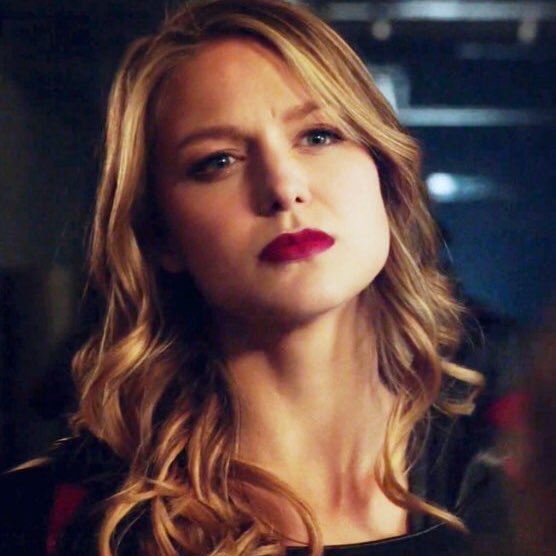 RPG_TheFlash's tweet photo. Kara Danvers
24 ans
Team Supergirl
Pouvoirs : Force surhumaine, quasi invincibilité, vol, super-audition, vision rayon-X, vision thermique et souffle glacial
Journaliste chez CatCo Magazine
@its_superrgirl https://t.co/9Ta9aoDy3J