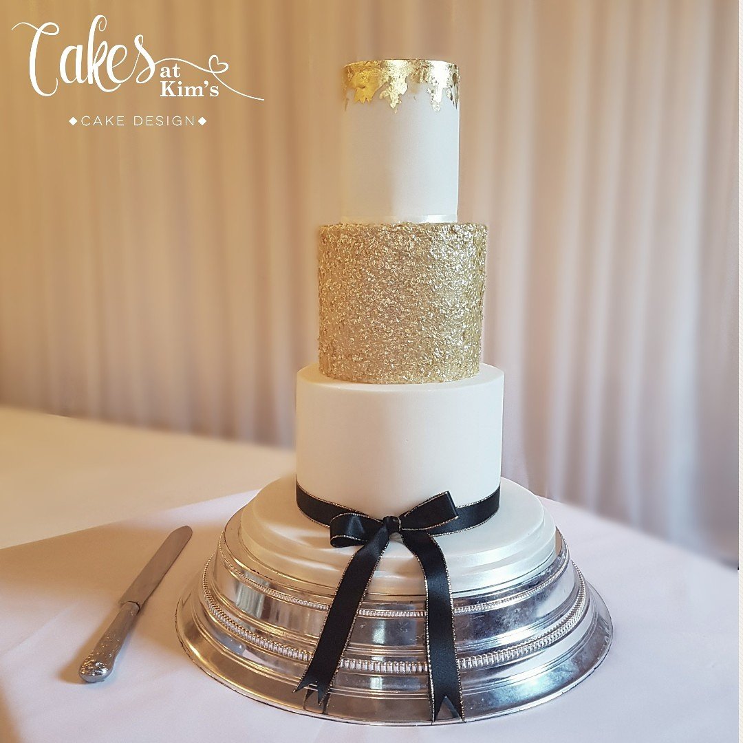 Cakes at Kim's tweet media