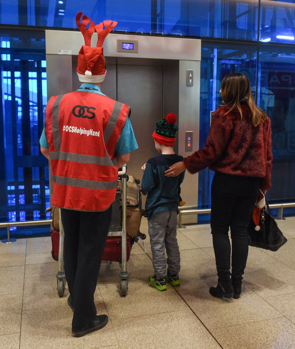 OCSIRELAND's tweet photo. Our #OCSHelpingHand campaign continues today in @DublinAirport and @CorkAirport - our team are helping families with a lot of luggage, bringing them from the carousel to their cars! https://t.co/Qt2wfejtax