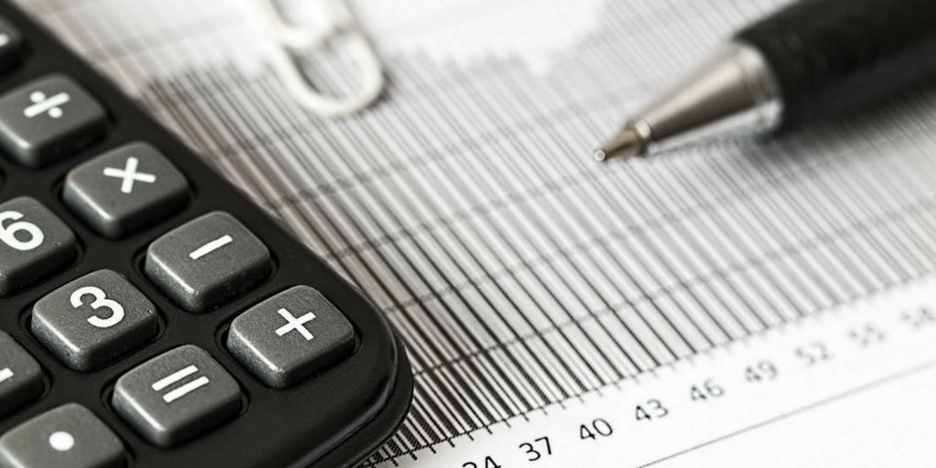 ScheduleReader's tweet image. Risk assessment -  IMPERATIVE for businesses that have complex structures and processes. Find out on the following link: goo.gl/mkKams how you can build the metrics and measurements of risks? 
#RiskManagement #RiskMetrics #RiskControl #Projects #PM