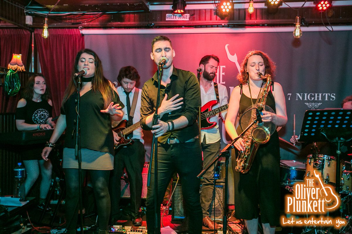 TheOliverPlunk's tweet photo. #LiveMusic Tonight 22nd
6pm #LaoiseLeahy
9:30pm #Transmission
12:30pm #TheOldModerns
#FriskyWhiskeyBar
7pm #CeolCoolroe
10pm #Acoustra
12:30pm #TheHandyCaps https://t.co/YFHYDBvx8X