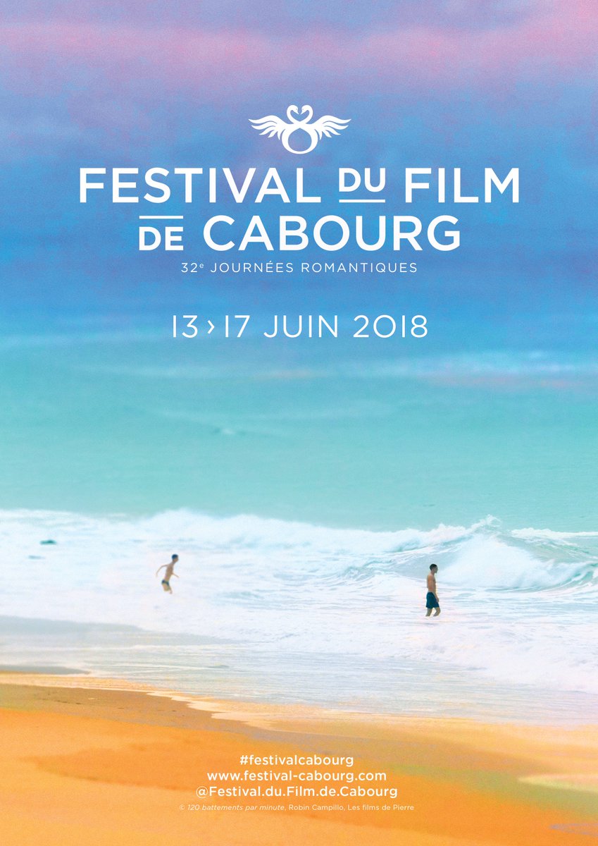 Découvrez l'affiche officielle du 32e Festival du Film de Cabourg ! Rendez-vous du 13 au 17 juin ! 
Le visuel est tiré d'une scène d'un film présenté lors de la précédente édition, ici #120battements par minute de #RobinCampillo, #LesFilmsdePierre (Prix du Public 2017).