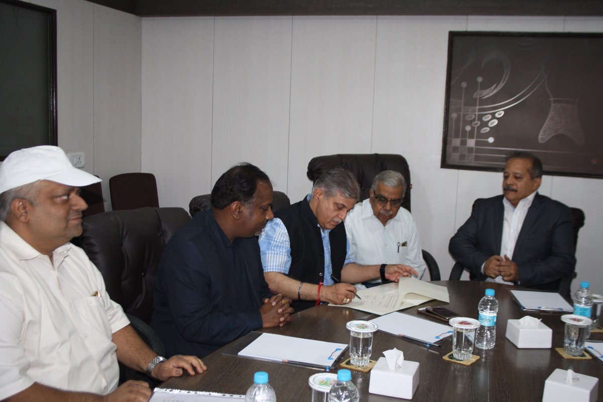 A momentous day . Signing of MOU between University of Fraser Valley and Vivekananda college group , Mumbai University. Great opportunity for Mumbai University students to transfer credits to UFV