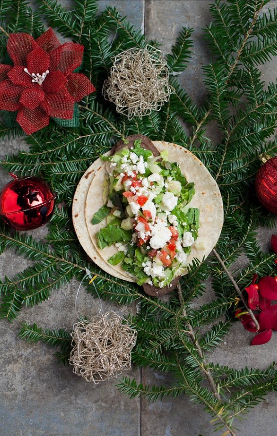 Christmas came early this year, in the form of Lamb Gyros for lunch!!