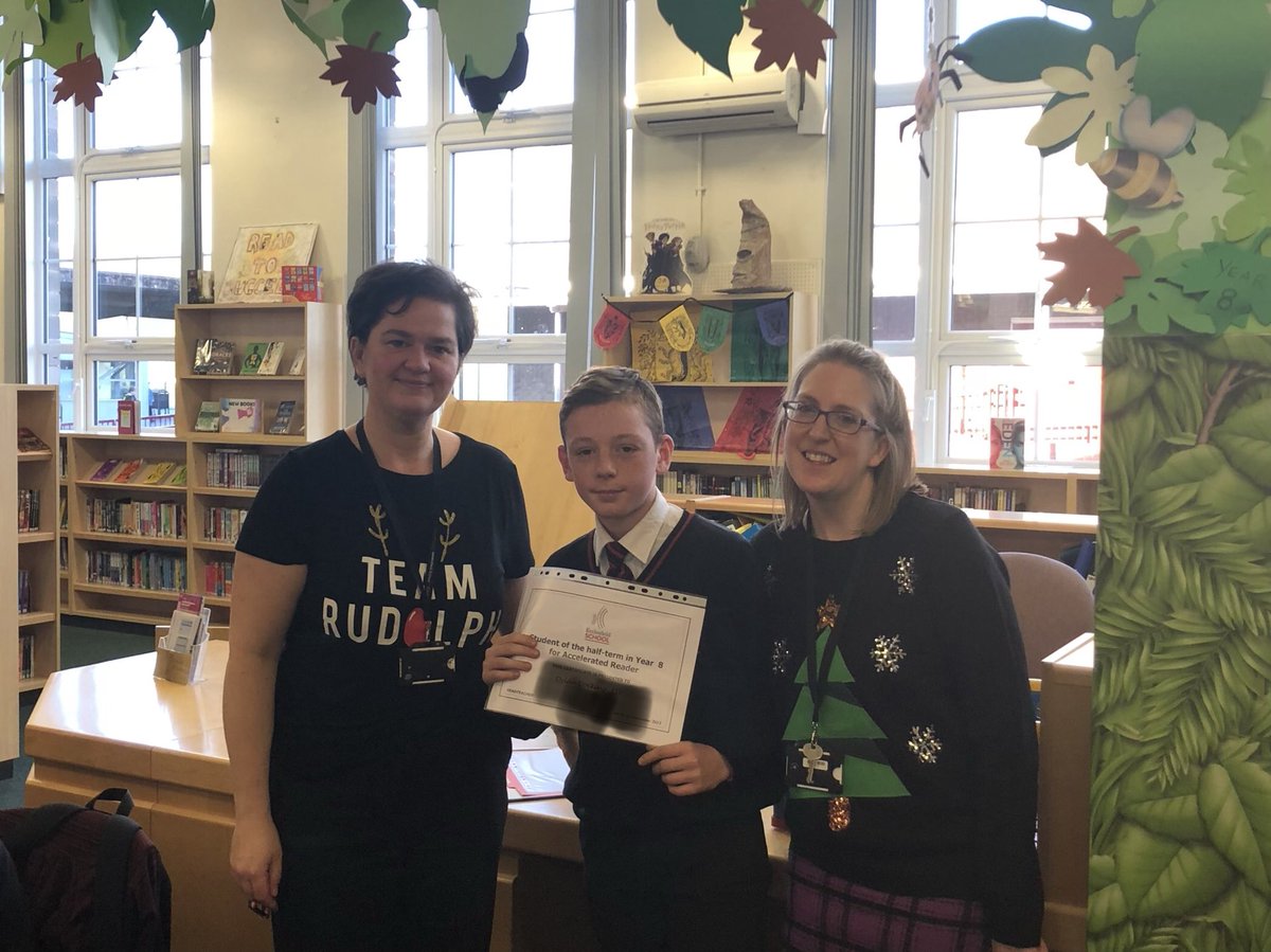 Well done to <a href="/EccoFranklin/">Ecco Franklin</a> Student of the Half Term winners... picked from the entire Yr group in their nominated subjects areas. Lovely to celebrate with these lovelies! #WeAreEcco