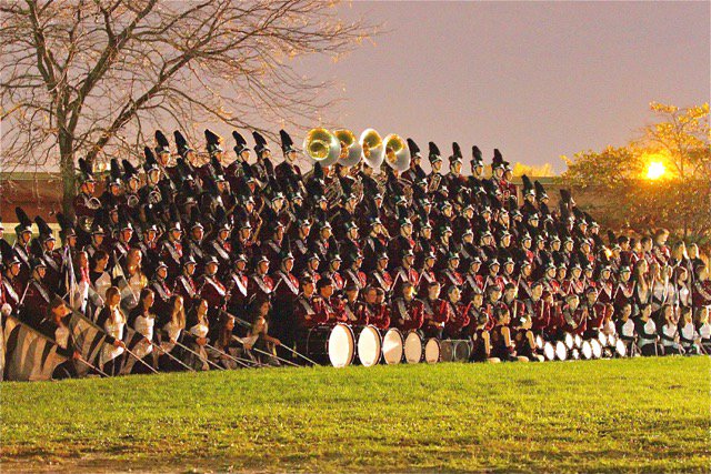 london_parade's tweet photo. The Walled Lake Northern Marching Knights from Michigan are marching their way through the heart of London! 

@WLNBand #lnydp #marchingband https://t.co/T1T977Ch7c