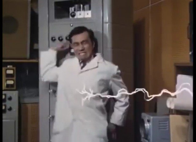 コロンボ総統 特捜最前線 ３１８ 不発弾の身代金 １９８３ より 今頃 敬愛するh谷さんは入稿で大忙しなのだろう 不意に山本アナウンサーを見たくなった 笑 鈴木泰明さんの美声に聞き惚れるオリ 美味しいモノを一人で食べてるのを