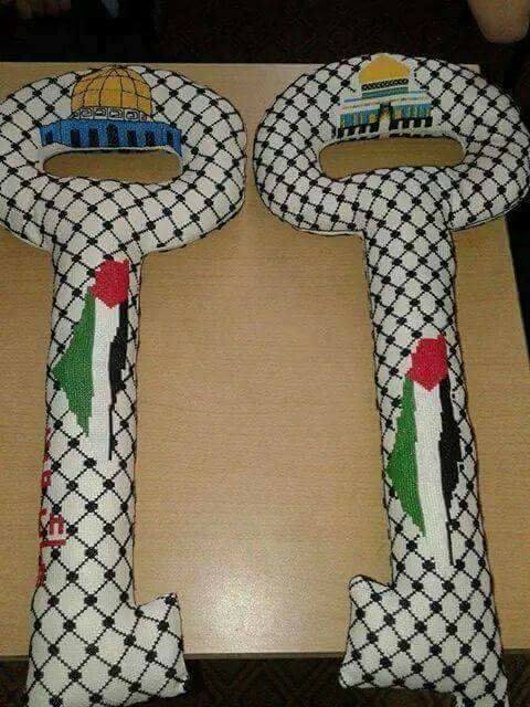 7arabnat's tweet photo. مفتاح العودة #سنعود لأراضينا المحتلة
 #منتجاتُنا
#القدس_عاصمة_الدولة_الفلسطينية
  #WAMDHACK 
 #WAMDHACK_DEEP https://t.co/zdNCyVS7SN