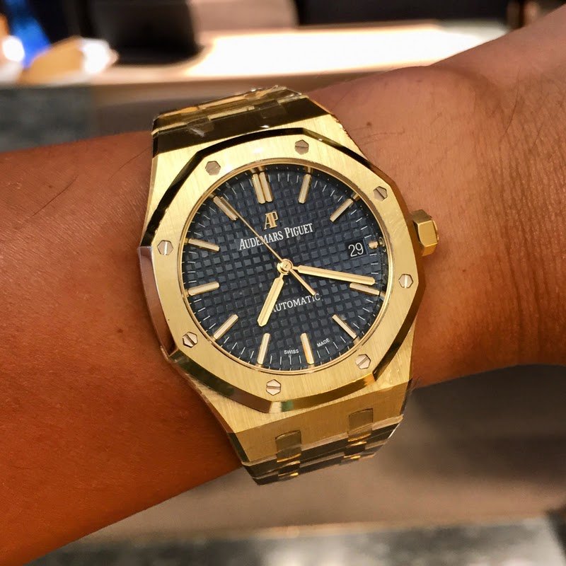 PuristSPro's tweet photo. Thanks to MichaelC the Vlad
https://t.co/Wf8T9WEd3Y
#AudemarsPiguet
#AP15202 #AP15450 #aquanaut #RoyalOak https://t.co/aVITfNMcIz