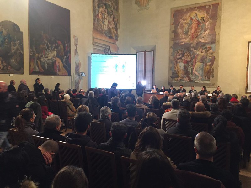 ComunicaMenteBO's tweet photo. Conferenza stampa per la restituzione della Fontana del #Nettuno alla città di #Bologna ⛲ Presente tutta la città: autorità, istituzioni, stampa e restauratori che hanno preso parte ai lavori. #MyNettuno https://t.co/kE2hyUGKTT