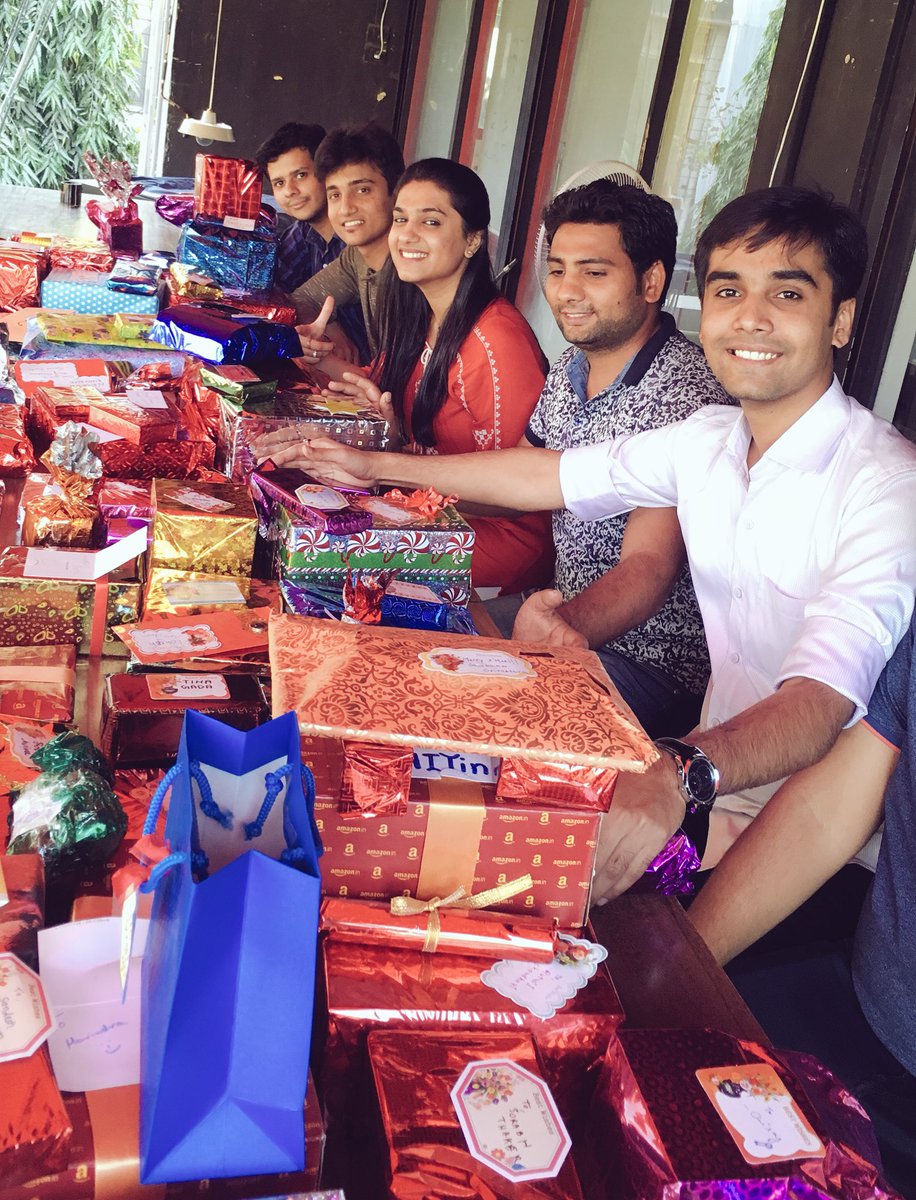 LifeAtSeclore's tweet photo. The Secret Santas are in the house! https://t.co/7HD6BpCM8O