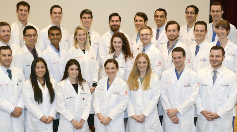 WillsEyeAlumni's tweet photo. On the ninth day of vision, we’re celebrating 178 years of Wills Eye resident training and academic excellence. https://t.co/FpFUU6B7nR #12daysofvision https://t.co/sr8sTtIC8Y