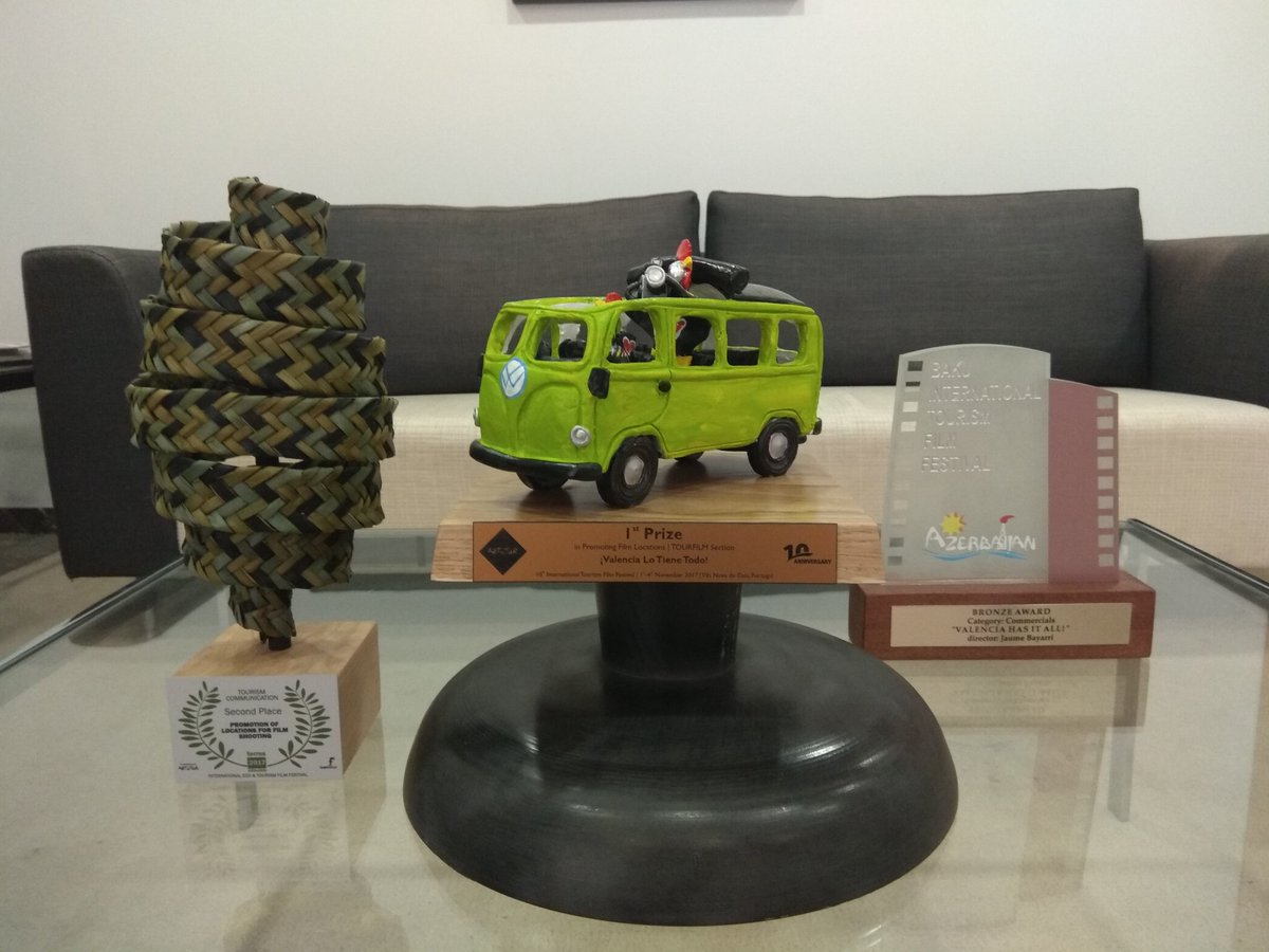 FundVisitVal's tweet photo. ¡De lo mejor del 2017!
Estos son los premios recibidos este año por nuestro vídeo de promoción de Valencia como plató de cine! #ValenciaFilmOffice https://t.co/7Spleq3xRg