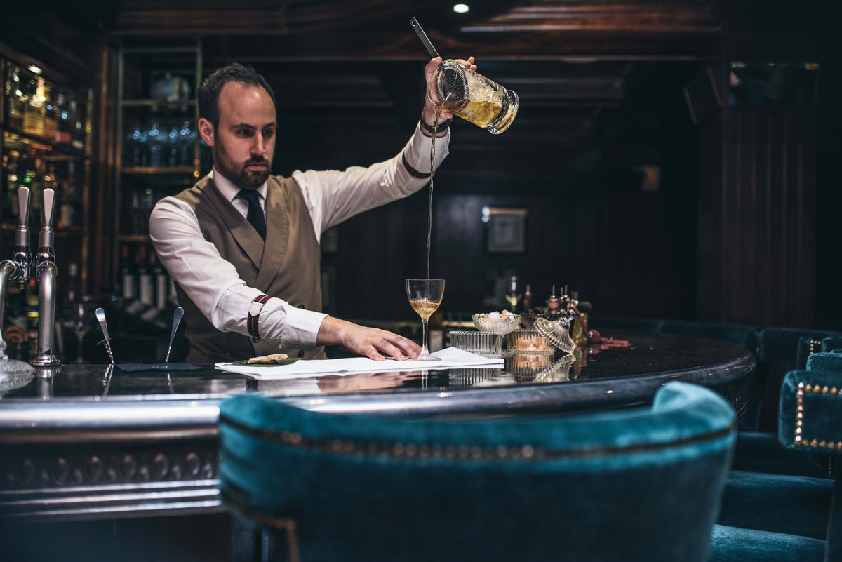 13 bars you need to visit in London...
bit.ly/2xupZWi