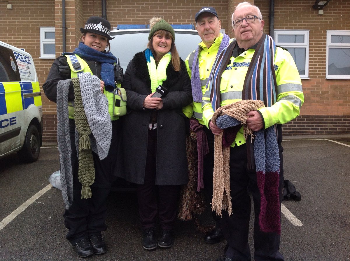NYorksPolice's tweet photo. Our #volunteers have teamed up with @BBCYork to deliver scarves donated by listeners to older & vulnerable people in #York #OperationCracker https://t.co/htqpGX1qCs