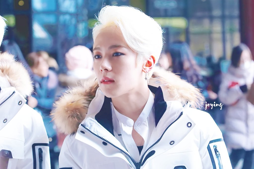joying19960912's tweet photo. 종인이 말도안돼 너무 예뻐!!!!#종인 #BLK_I #BLK #비엘케이 https://t.co/nCNXUSi14a
