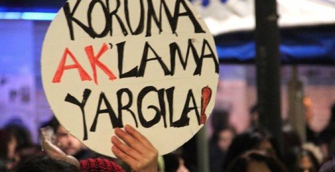 jinnewsturkce's tweet photo. 7 çocuğun istismara maruz bırakıldığı yurt dosyasına gizlilik kararı  https://t.co/6HK4fa79tb https://t.co/QMyTww1kKA