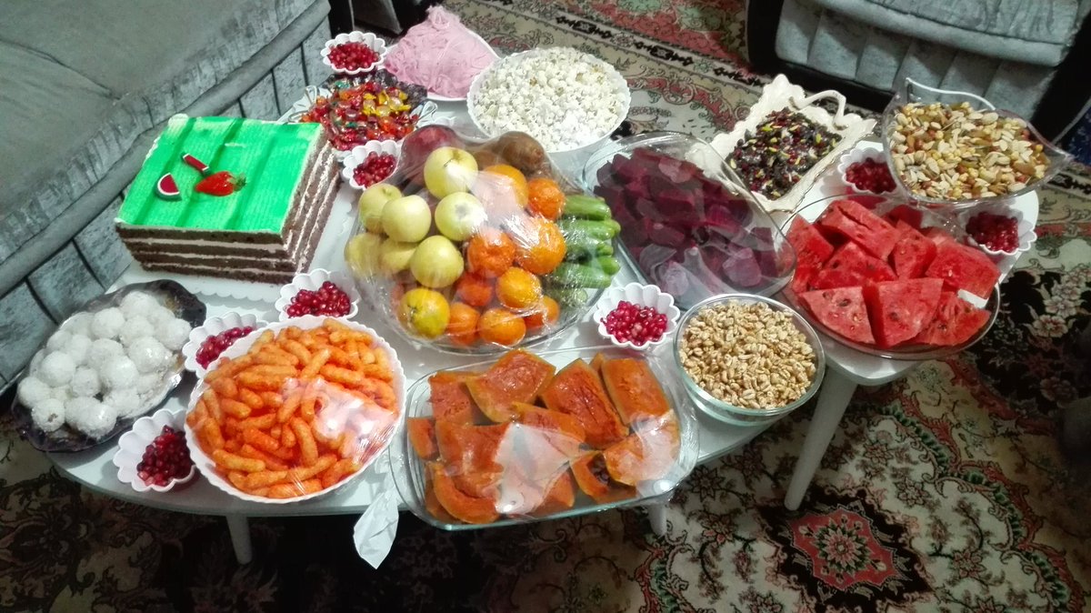BagheriShahkar's tweet photo. شب یلدا https://t.co/mSORb6IYPQ