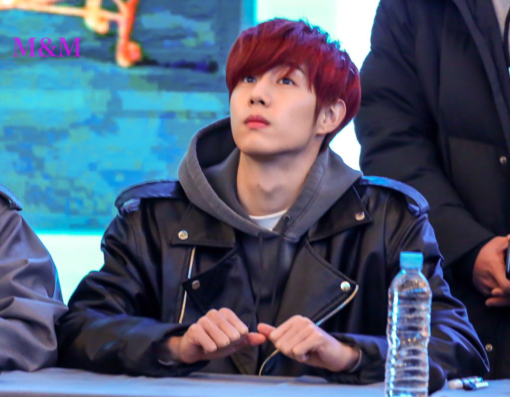 GOT7hood's tweet photo. 맠흐 라이더에 후디는 언제나 옳고
자주해줘서 너무 사랑한다고 https://t.co/FHNvZPBYne