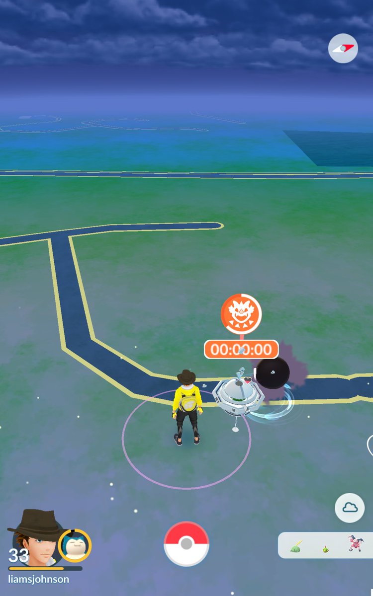 liampokemongo's tweet photo. Random gym popped up at my house last night then disappeared this morning :( I thought I got lucky in this game for once lol https://t.co/ZP4M3Plr4u