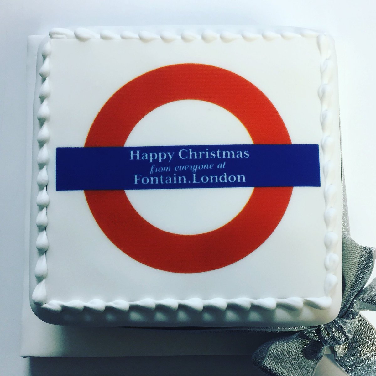 fontainlondon's tweet photo. Merry Christmas from all of us here at Fontain! See you all in 2018! #Christmas2017 https://t.co/B0Pt4recF6