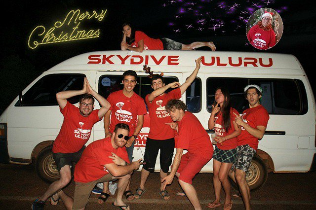 Merry Christmas from the Red Centre! <a href="/SkydiveUluru/">Skydive Uluru</a> #redcentreNT #NTaustralia #ayersrockscenicflights