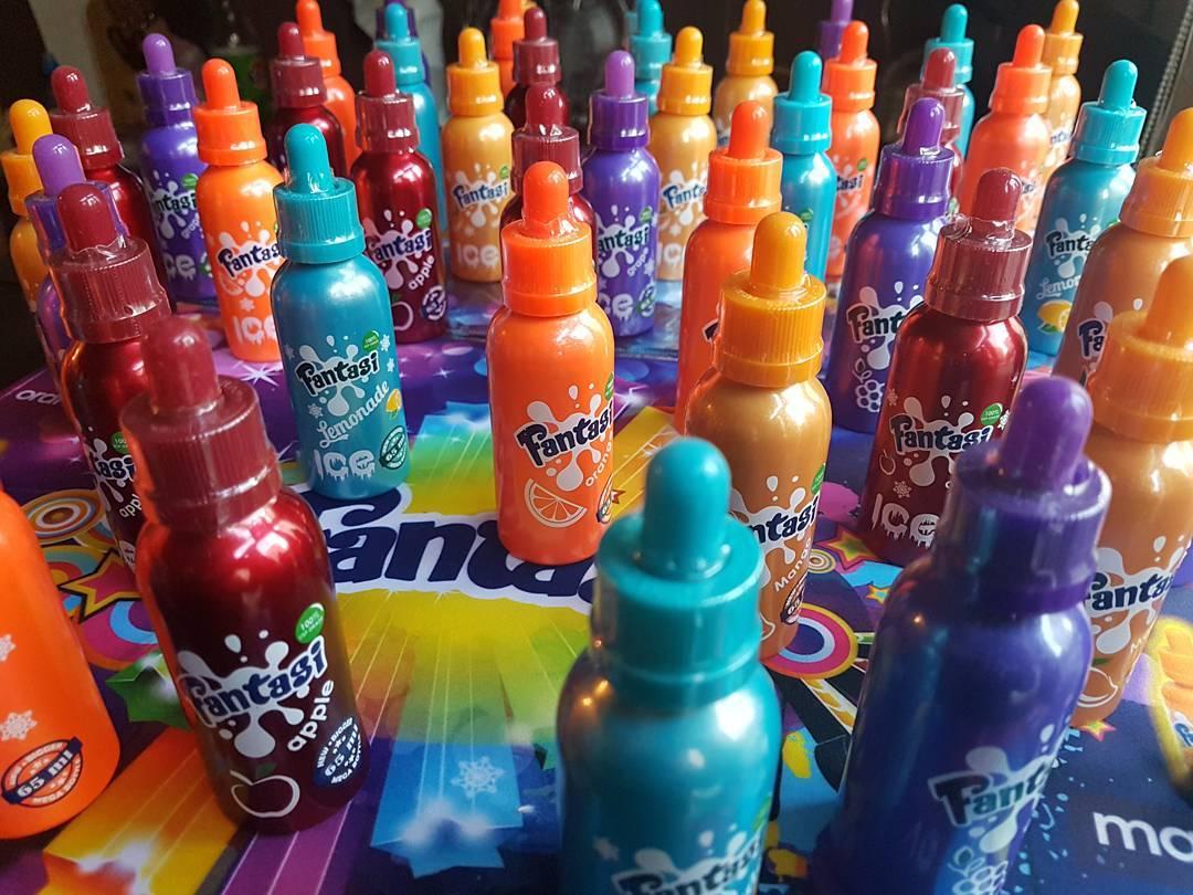 So much colour, so much flavour 💙   ❤️   💜   💚 

Get stocked up on all the fantastic Fantasi flavours here goo.gl/EMfoL8

📸  @vape_azerbaycan