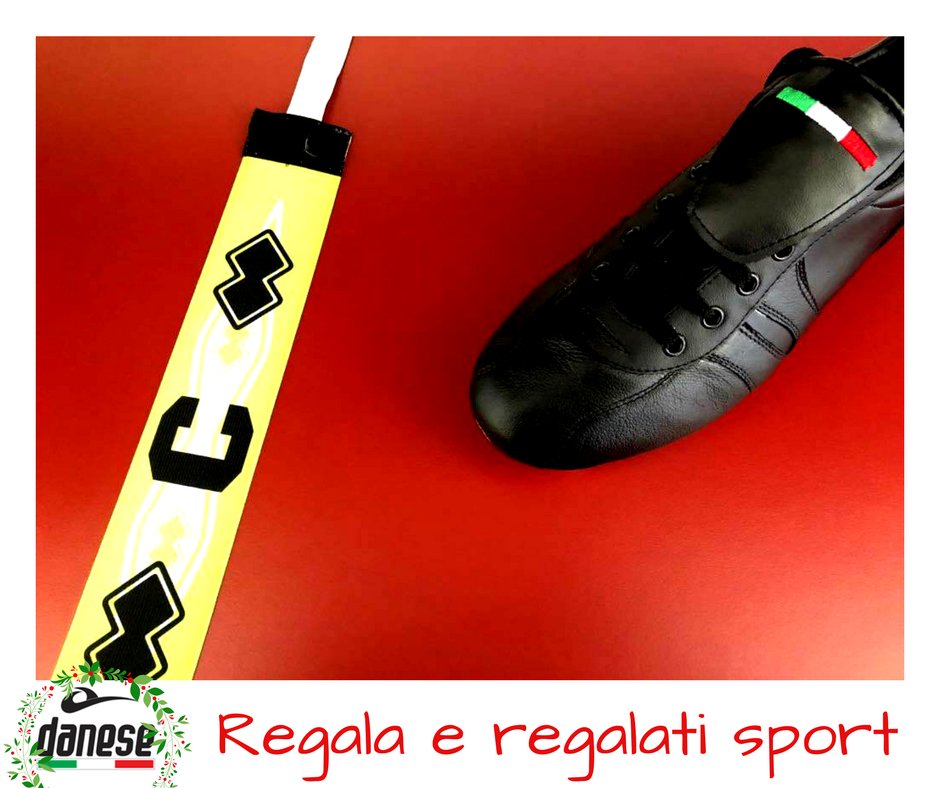Prima di lanciarvi nel tunnel dei banchetti natalizi,
concedetevi l'ultima partita, con le scarpe giuste!
#scarpeartigianalimonopoli