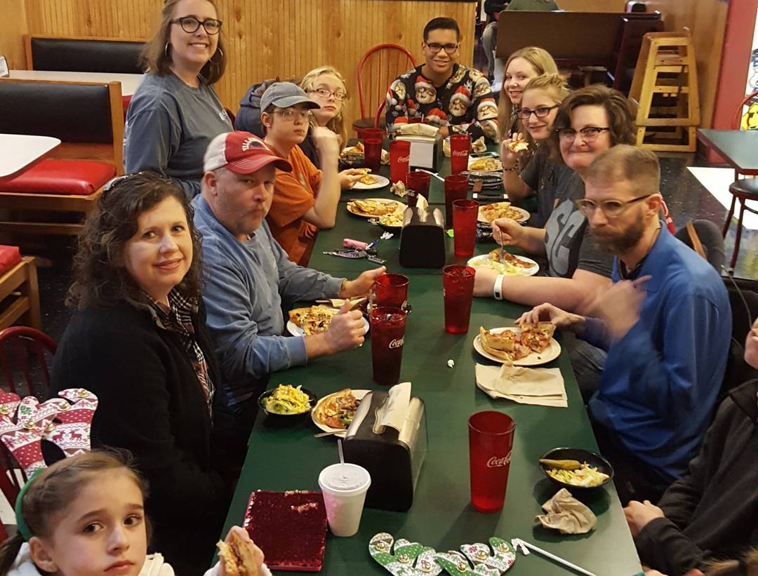 UticaStudents's tweet photo. Lunch, Bowling, and Peppermint Milkshakes yesterday https://t.co/oPCwgvMxWj