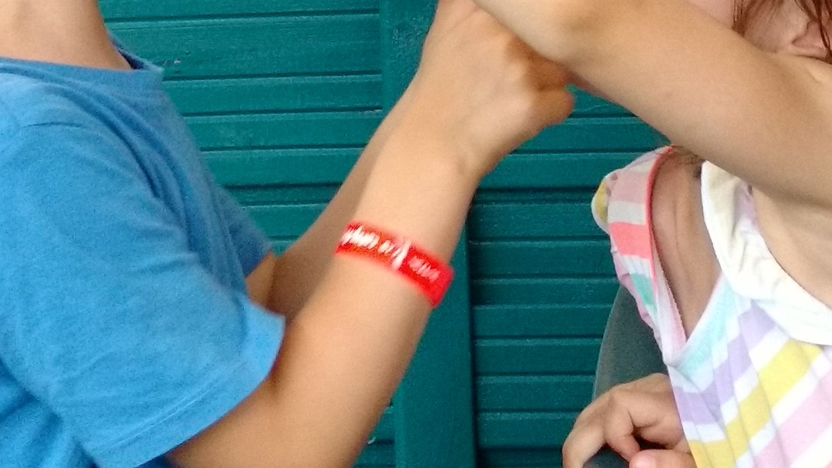 Retour en images sur notre année 2017.
Passez de très belles fêtes de fin d'année. 🎄
monelephantapois.com/retour-en-imag…