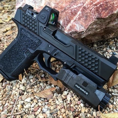 jengel2014's tweet photo. If you don’t think a PF940CV1 G19 with an RMR and an Inforce APL is sexy, you’re wrong and we can’t be friends. #gunporn https://t.co/qPIBIO6Q3y