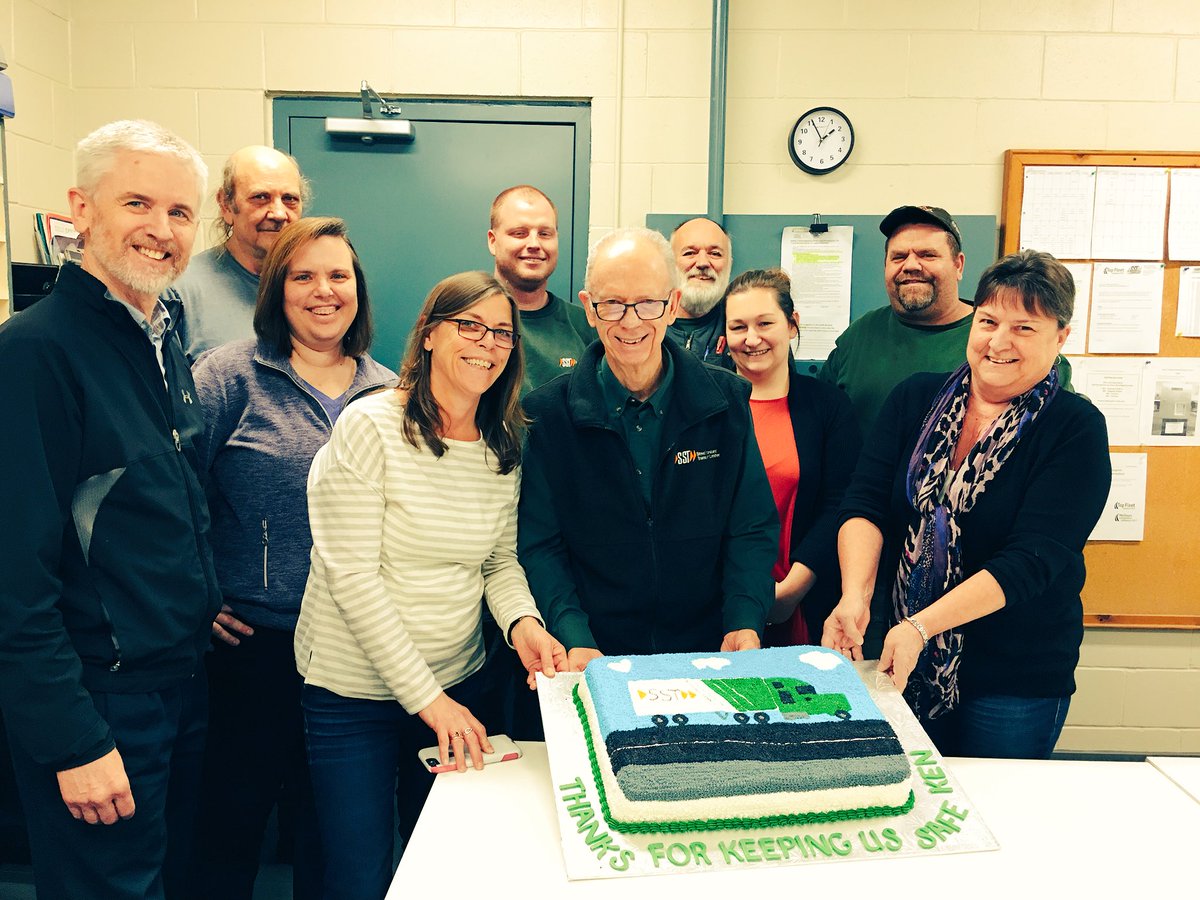 All the Best in 2018 Ken. Happy #Retirement <a href="/OnTruck/">OTA</a> @ProstateCancerC @pretty_cakes_by_dawn