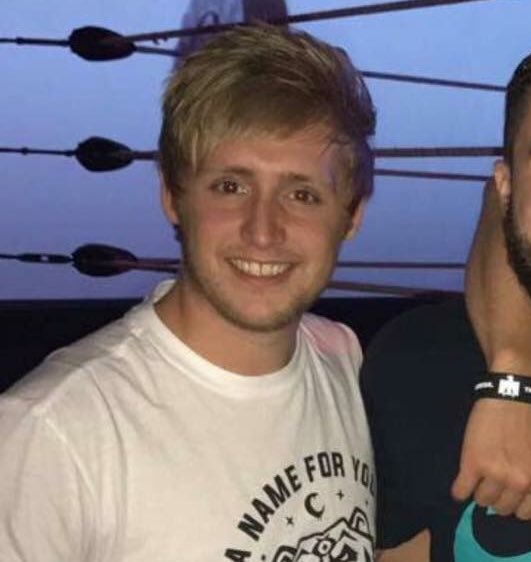 my friend jack @_MINDSWEEPER is missing since last night. uk london/essex romford area. he's a huge <a href="/ENTERSHIKARI/">ENTER SHIKARI</a> fan, met him on this last tour and spent a chunk of time with him. family obviously worried sick. help get him home. #ShikariFamily
