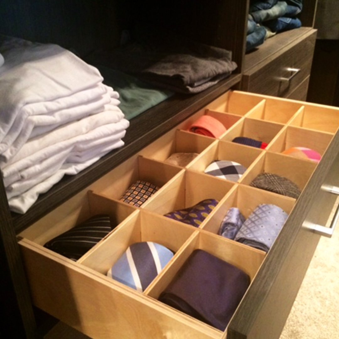 caclosets's tweet photo. #12daysoforder Day 11: Clever tie storage designed to simplify your morning routine. https://t.co/AFWCIKoIY8
