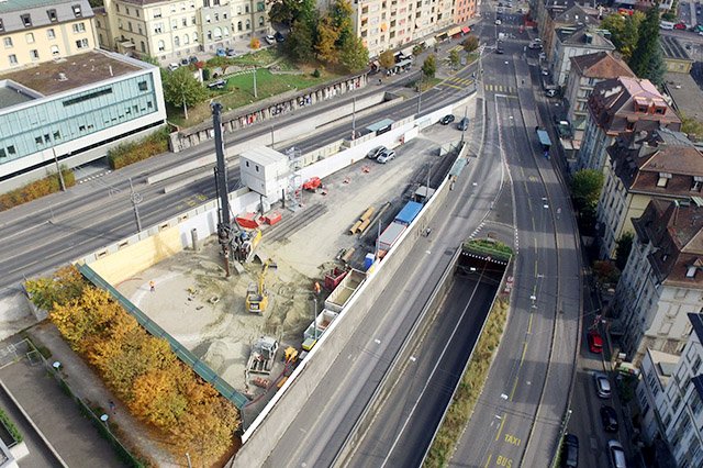 tl_actu's tweet photo. Focus sur les dessous du chantier historique du tunnel #LEB sous l'av. d'Echallens. Découvrez notre dossier #MagazineConnexions https://t.co/5lubPZkMg0 https://t.co/eRUcMO54Fm