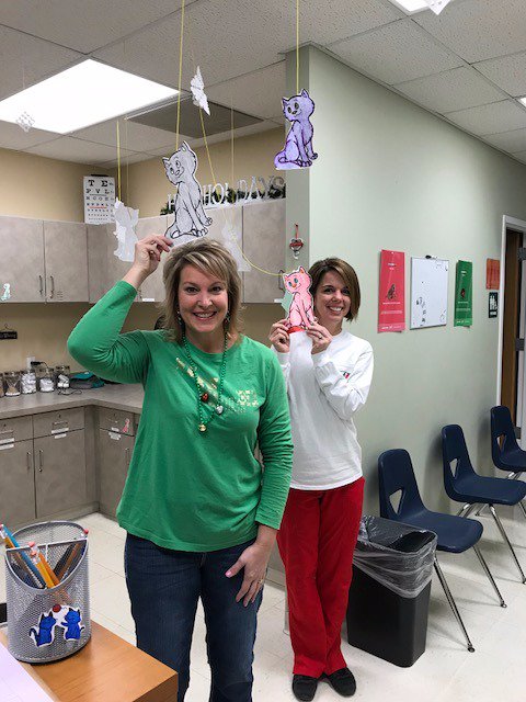Bocks_Biology's tweet photo. When the nurses tell Orf he has 100+ cats, he decides to bring them to school! #wearemehlville https://t.co/VRNlnRCaeF