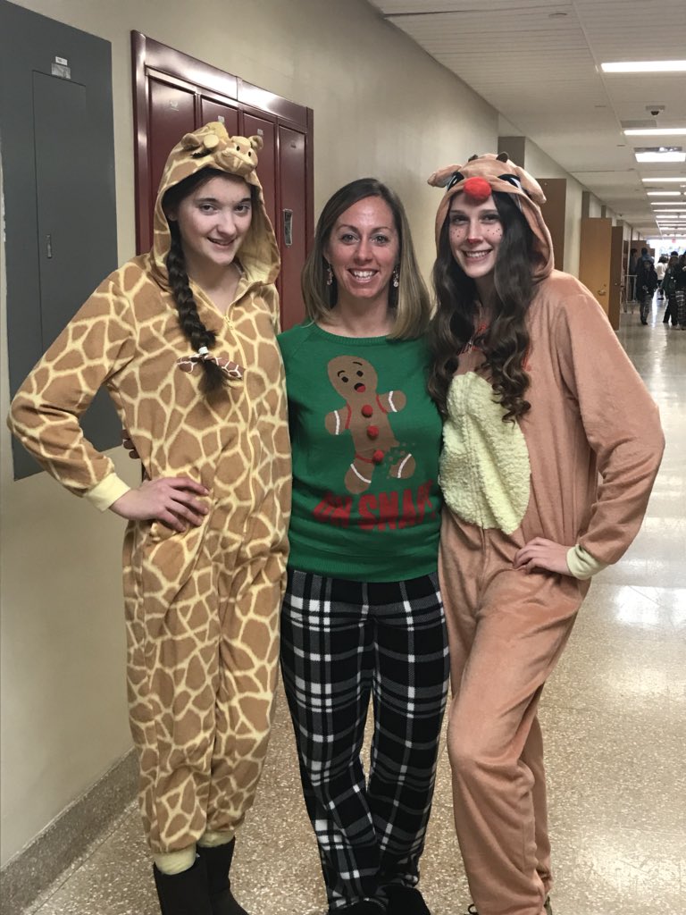 Rayna_Markle's tweet photo. #pghs12 https://t.co/gywiArQAGh