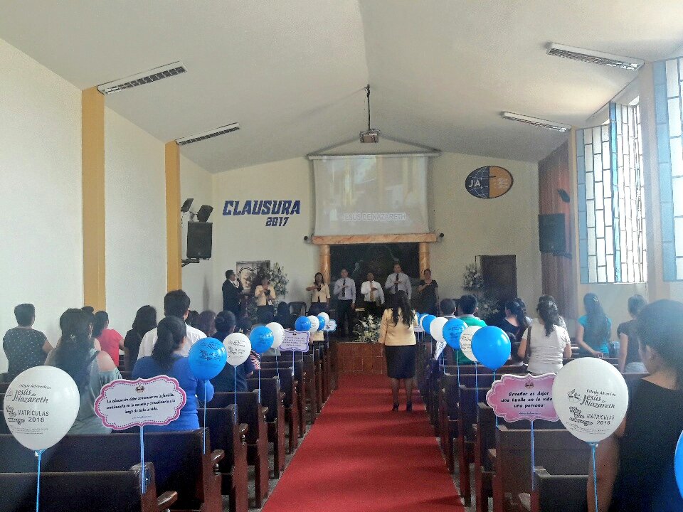 Soy_JN's tweet photo. Dando inicio a la Clausura del año escolar 2017 @Soy_JN  #MásQueEnseñanza https://t.co/sqww5j06ql