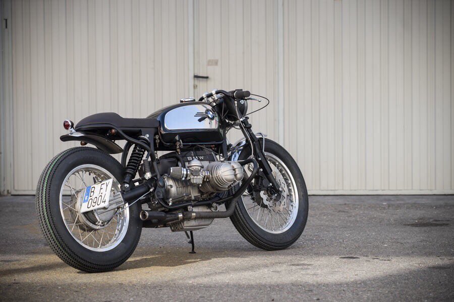 CafeRacerDreams's tweet photo. Have a great weekend!!
#crd59 by @CafeRacerDreams #motorcycle #caferacerdreams #crd #bmwmo #r80st #rideon #weekend https://t.co/LyNiUcKoRV