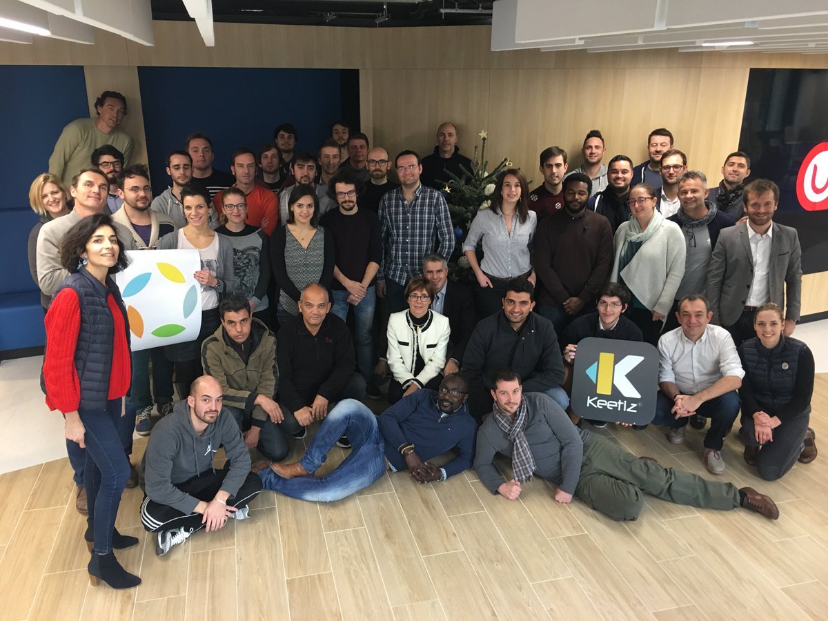 Le Village vous souhaite à tous d'excellente fêtes de fin d'année 🎉🍾 @EnerFip <a href="/Keetiz/">Keetiz</a> <a href="/wal_tech/">We Are Learning</a> <a href="/lavaleriane/">LaValeriane</a> <a href="/Sens_Digital/">SensDigital</a> @PlusshFR @thais_soft <a href="/lkspatialist/">LKSpatialist</a> <a href="/arthur_dupuy/">A</a>
A l'année prochaine pour la réalisation de beaux projets tous ensemble 😊