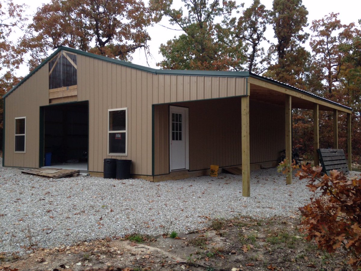 MeeksLumber's tweet photo. While other barn suppliers have come and gone, @MeeksLumber has been serving the builders and homeowners in Missouri and Arkansas since 1919. #meeks #thebuilderschoice
https://t.co/nUcNThPx7p https://t.co/KpslK0LOks