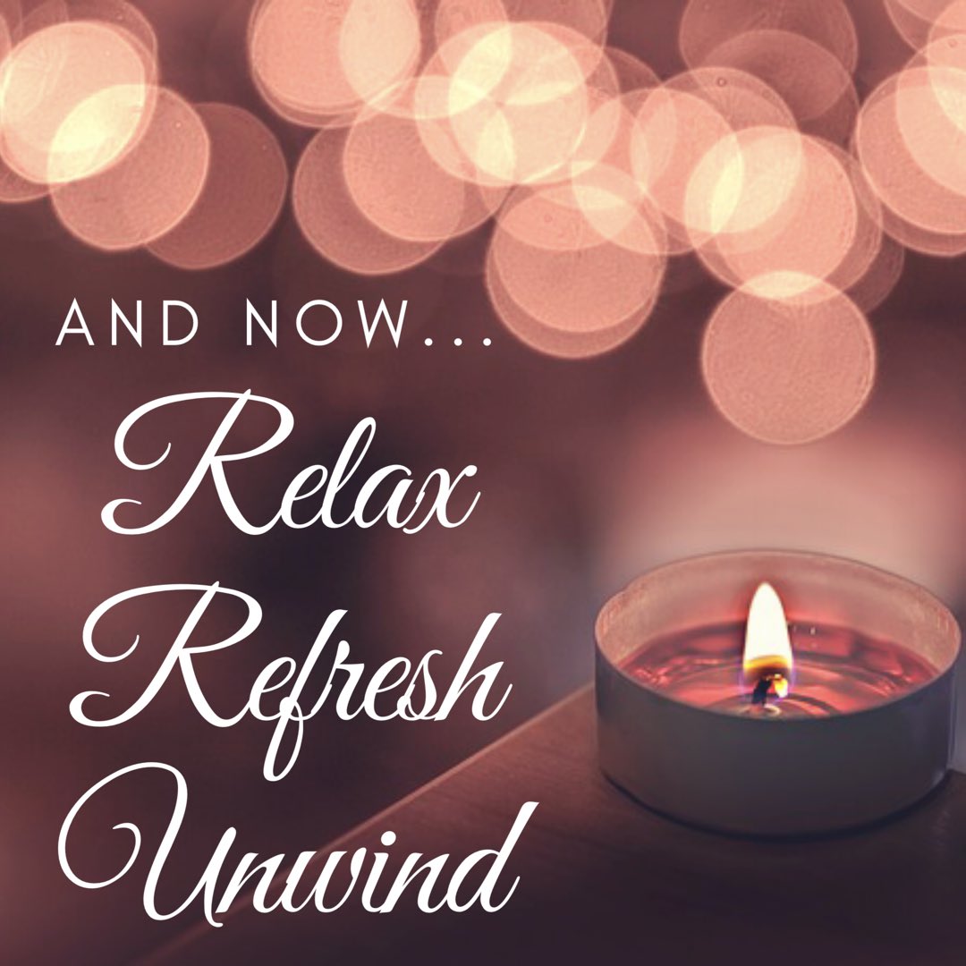 Yay it’s check out time for us until 27th December! Wishing everyone a happy &amp; relaxing Christmas ✨ Be sure to use the time at home to chill out 💕 #FridayFeeling #ItsNearlyChristmas