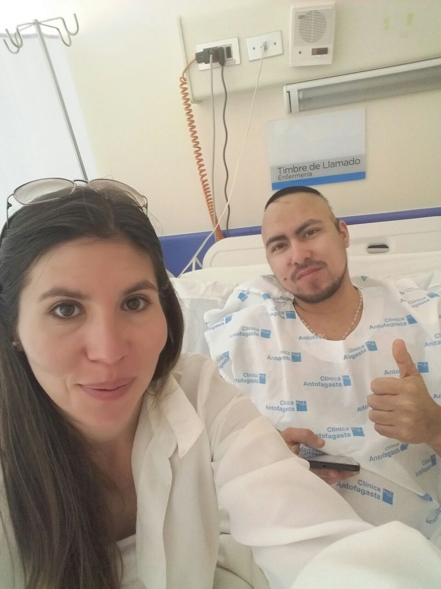 melissaperaltad's tweet photo. #EsViernesConGanasDe que me ayuden con un RT dando a conocer nuestra realidad, mi marido con un cáncer cerebral terminal e @IsapreColmena le niega el pago de sus licencias médicas. @PANCHOSAAVEDRA nos casamos el 30.12. sólo queremos un salu2
#todosconsilvio https://t.co/aGIpQkopo3