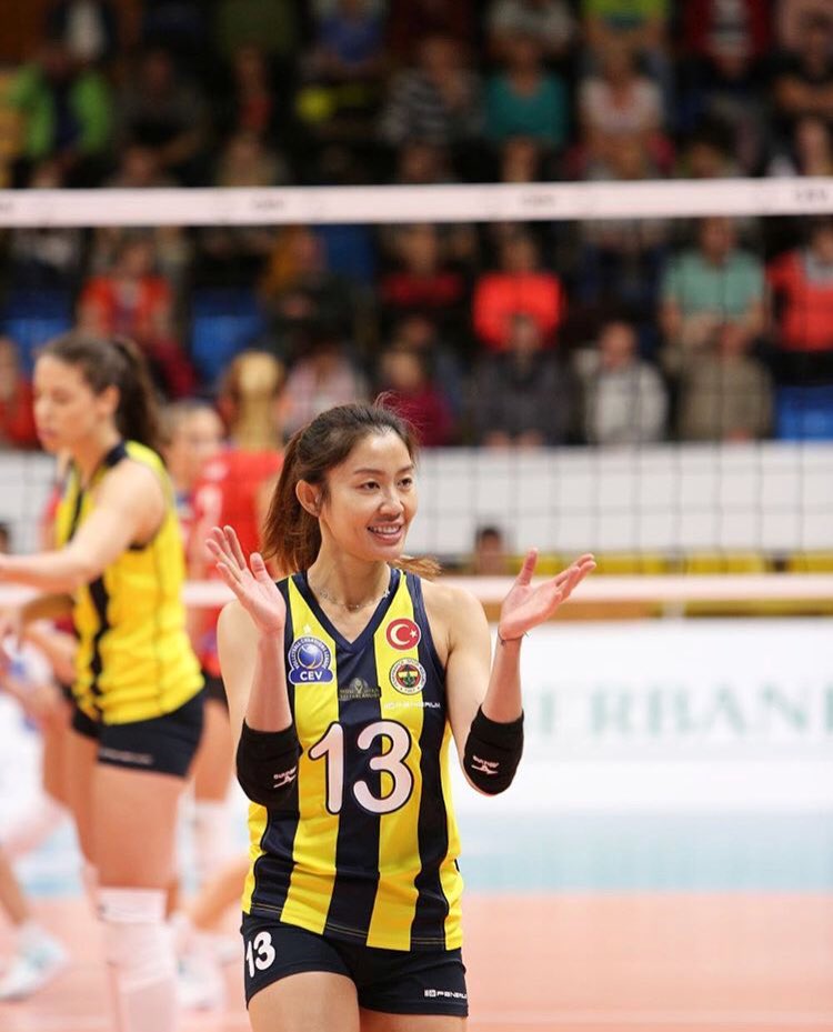 cheer_teamthai's tweet photo. 📍เชียร์สด! เจเจ้และเดอะแก๊งเฟเนร์ป้องกันแชมป์!!

Fenerbahçe vs Seramiksan

📺 ถ่ายทอดสด : https://t.co/xcZxwHA8Kk (ขอบคุณสำหรับลิงค์จากแฟนวอลเลย์จ้า)
🔴 ลุ้นสกอร์สด : https://t.co/z73uiaXgXV

#Fenerbahce #volleyball #nootsara13 #คิมนุช #วอลเลย์บอลหญิง https://t.co/3OCNtL8oHE