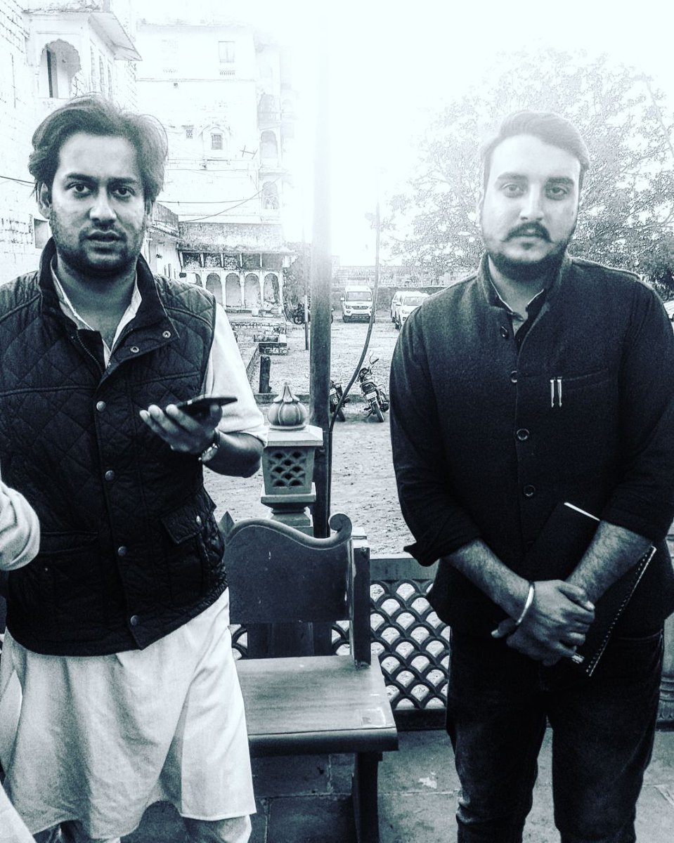 AjayGillINC's tweet image. Evening meeting with respected @JVSinghINC singh sir MLA Raghogarh 
Alongwith senior member of block congress 
Thank you so much sir for giving us yours precious time #supportinc #indiannationalcongress #youth #Power #Youthbrigade #Congress #JanKiBaat